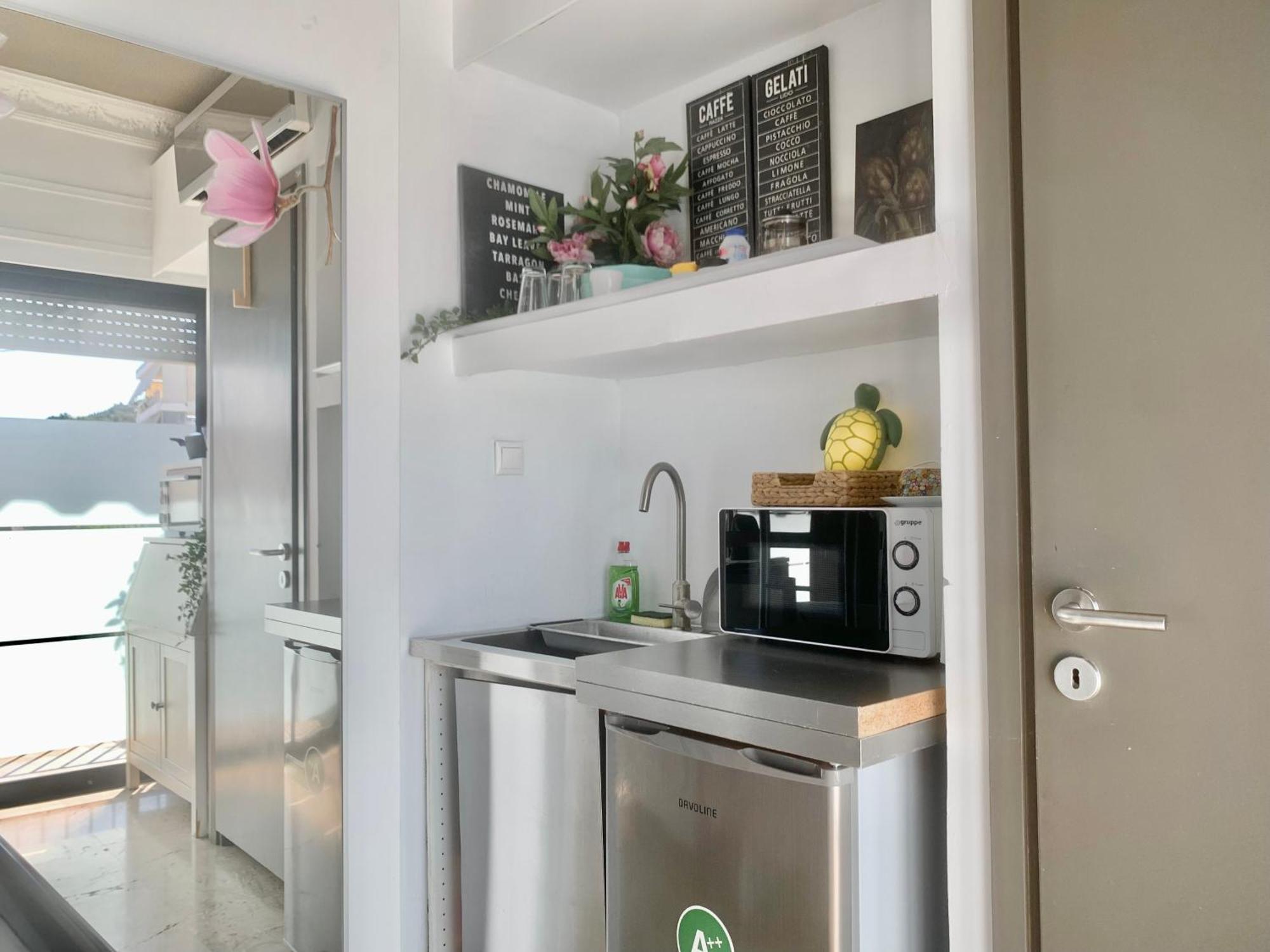 Bright Studio 4 A Short Stay Near Oaka - Iaso - Ygeia - Mitera Hospitals Атина Екстериор снимка