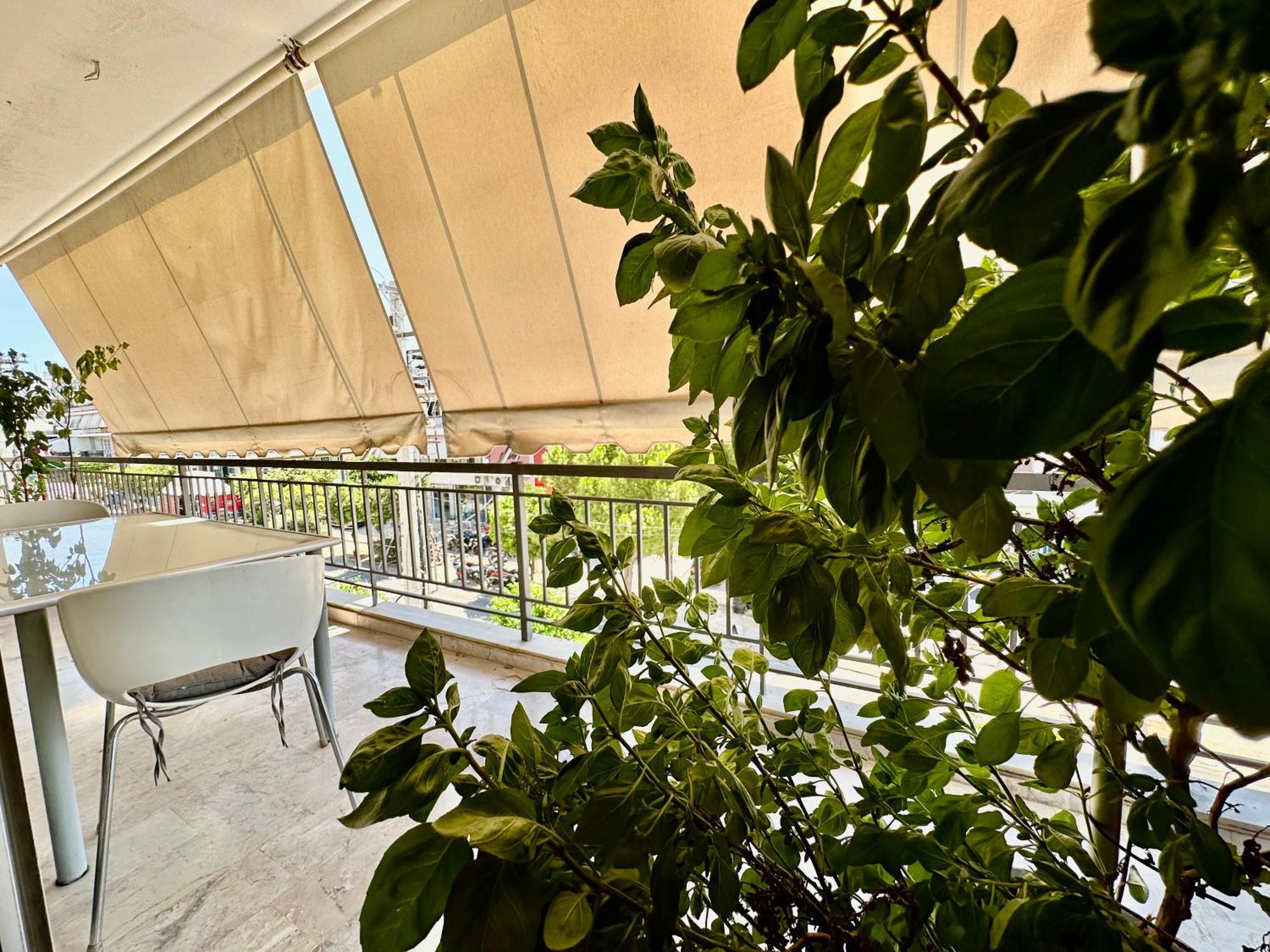 Bright Studio 4 A Short Stay Near Oaka - Iaso - Ygeia - Mitera Hospitals Атина Екстериор снимка