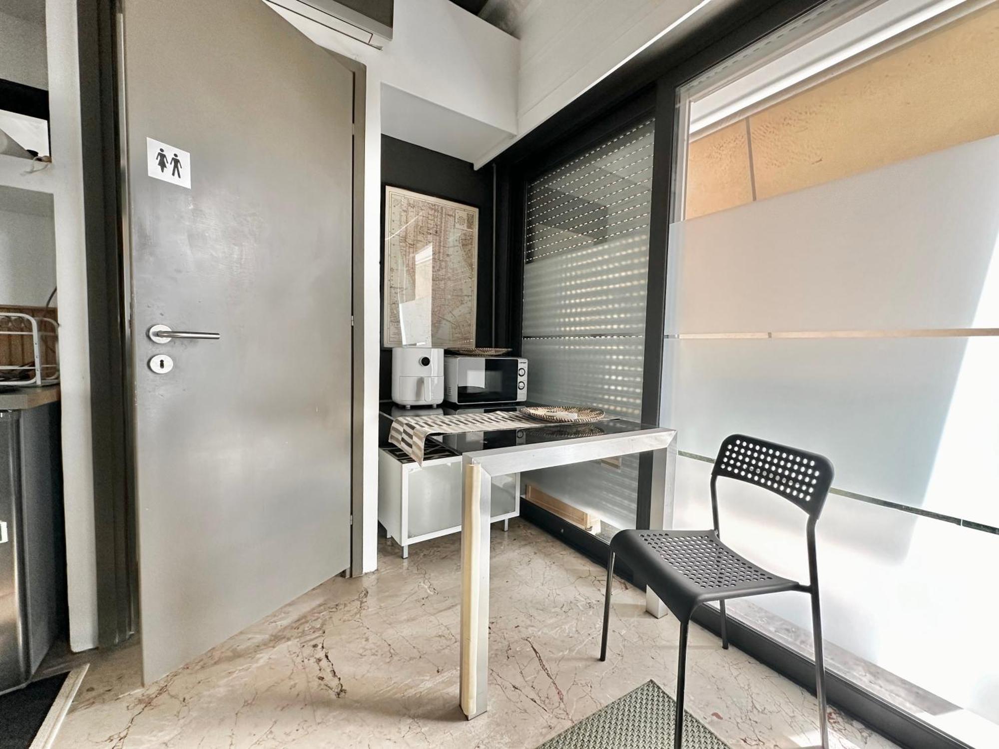 Bright Studio 4 A Short Stay Near Oaka - Iaso - Ygeia - Mitera Hospitals Атина Екстериор снимка